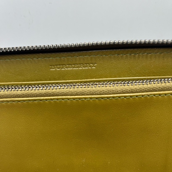 Burberry Elmore Pebbled Leather Zip-Around Wallet | Gray | $560 - Picture 5 of 12